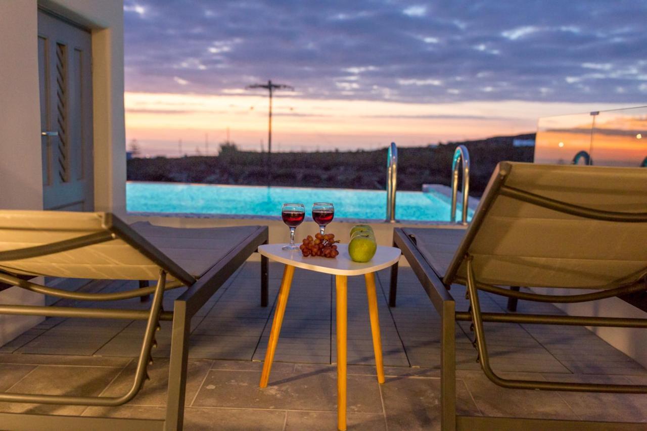 Luxe Maroussi Villas Pýrgos 外观 照片