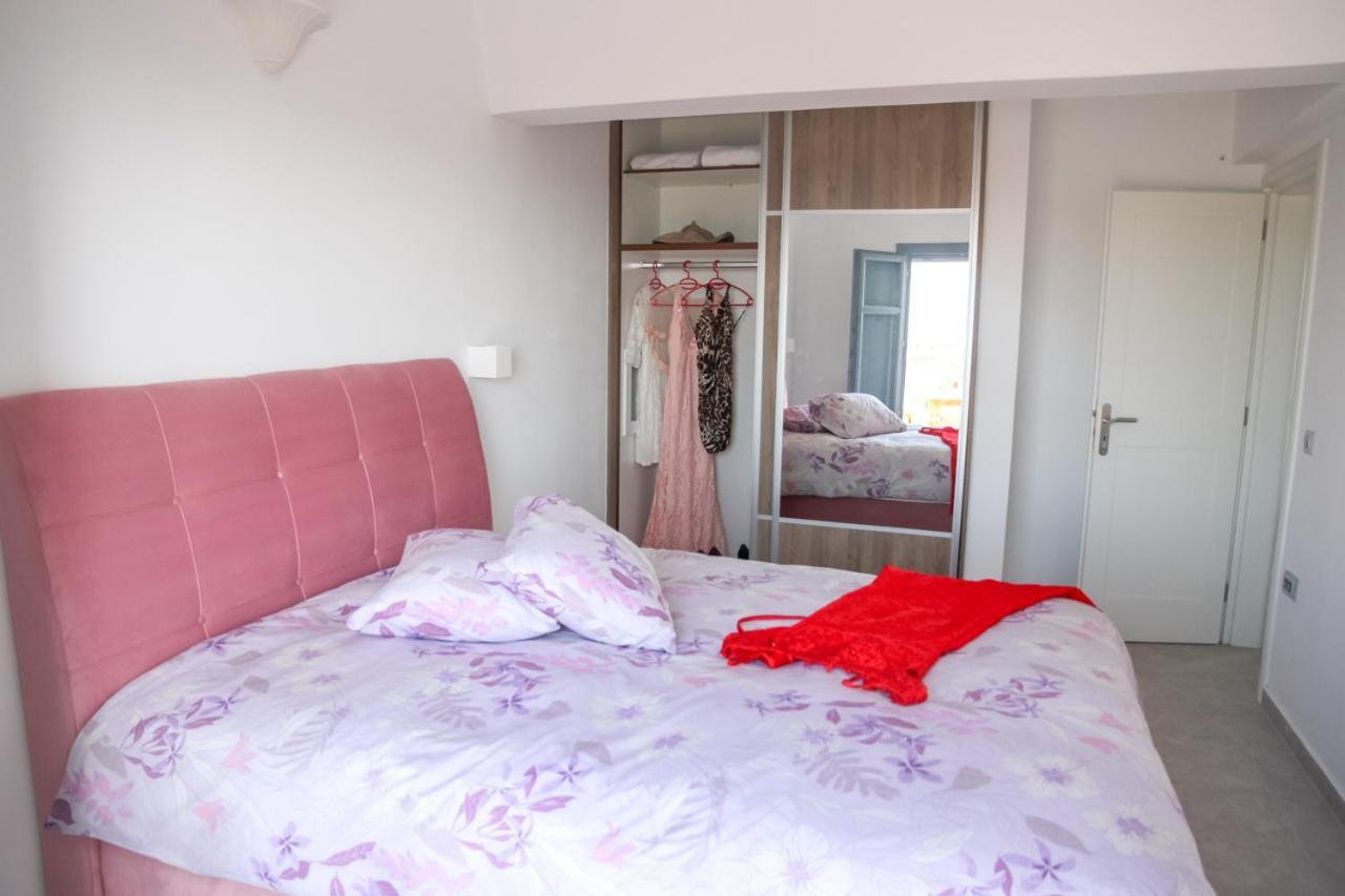 Luxe Maroussi Villas Pýrgos 外观 照片